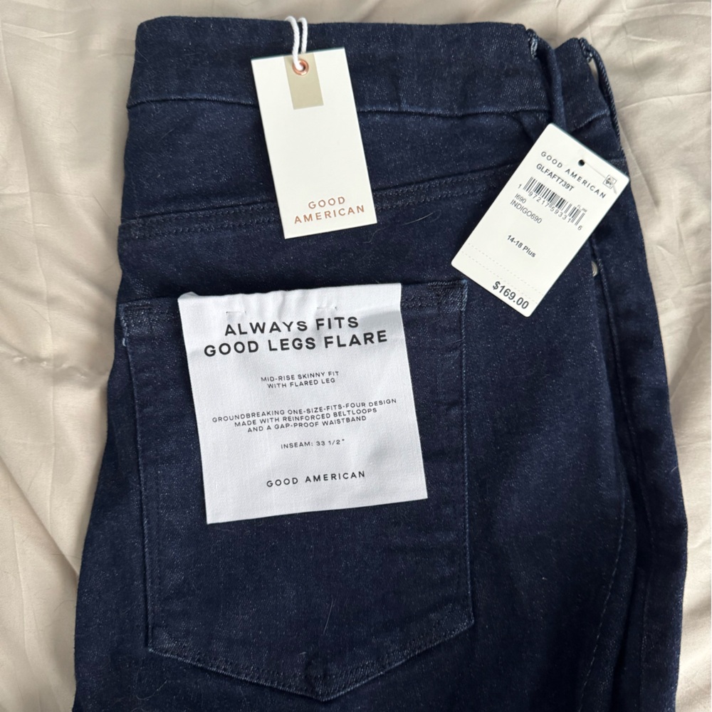 Good American Always Fits Flare - Dark Blue